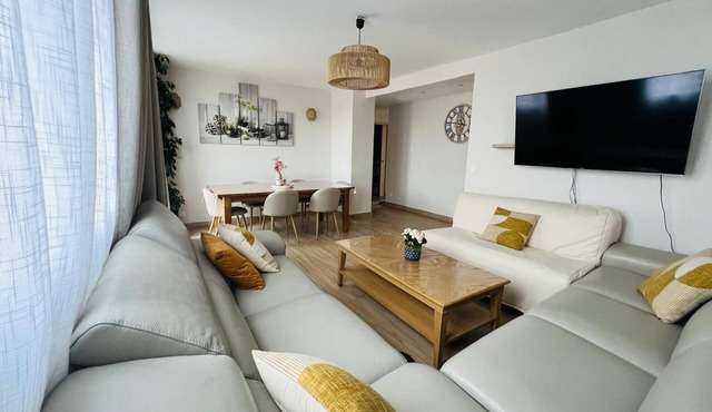 Paris - Comfortable apartment near the Canal de l'Ourcq