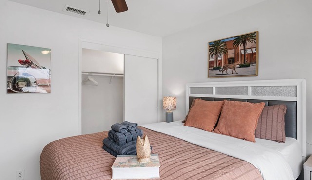 Pasadena New Retreat Charming 2B sweet Apartment