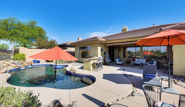 Pool, Hot Tub & Golf Course View! ‘Anthem Oasis’