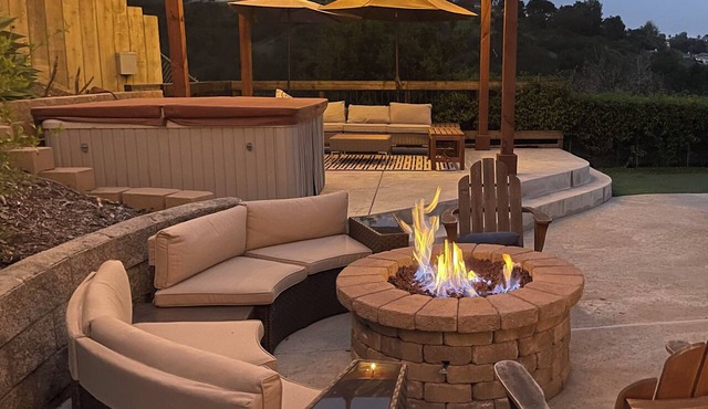 Poolside Paradise SD