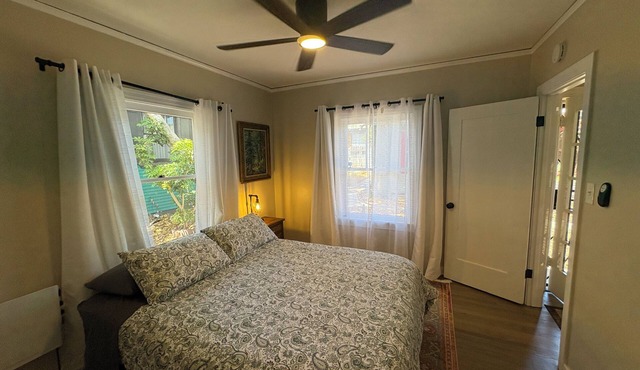 Private 1-bedroom cottage in North Park Neighborhood walk everywhere