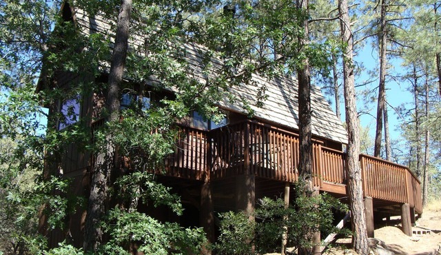 Private Cabin Hideaway On 1 Acre; 5 Minutes From Downtown Prescott