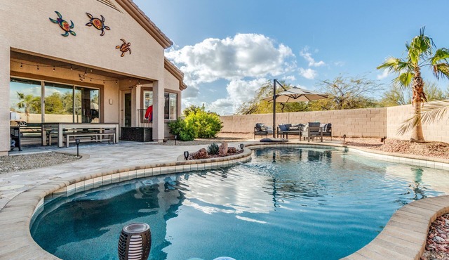 Private heated pool, Billiards, Darts, Shuffleboard, Axe throwing and MORE!
