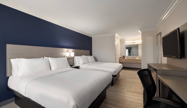 Quality Inn Lake Elsinore I-15