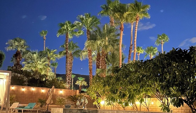 Rancho Mirage Villa, Dream Vacation, Walking to premier shopping and dining.