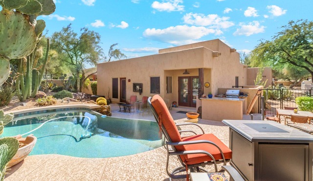 Rancho Villa - Southwestern home in Rancho Manana