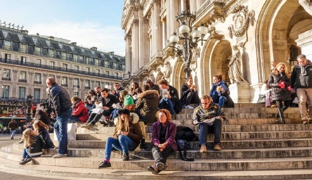 RARE ! LUXURIOUS PARISIAN HAVEN NEAR OPERA GARNIER & GALERIES LAFAYETTE-250 SQM