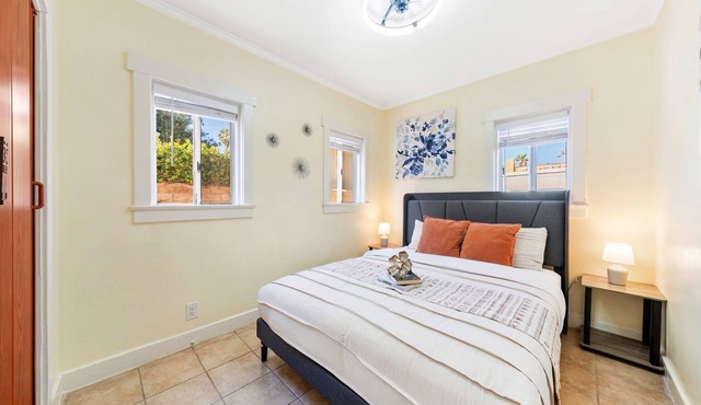 Raymond Cozy bungalow near Old Town Pasadena 2bed