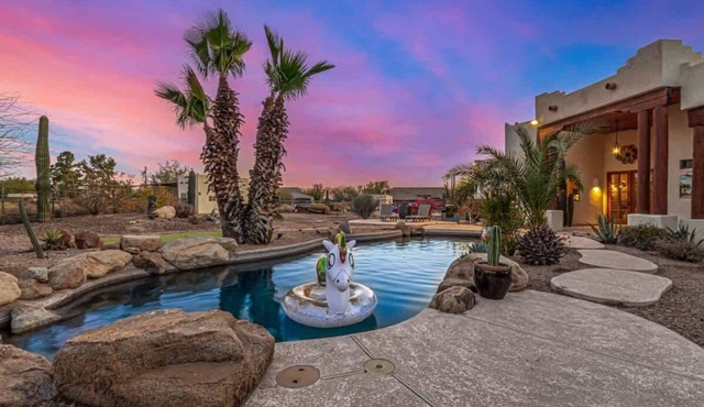 Relaxing 3BR Haven w/Pool & BBQ for Family Time