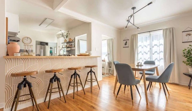 Renovated Home I Walk to Downtown | Patio