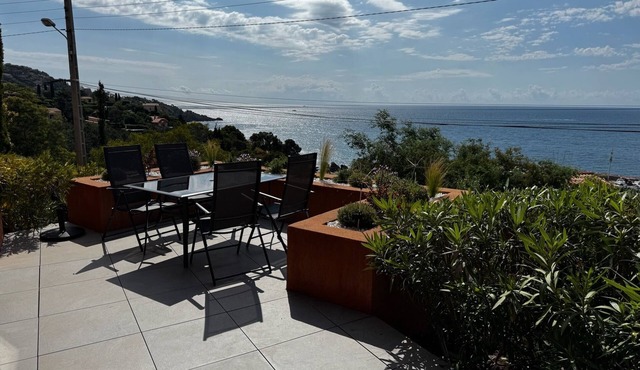 Residence Arc-en-Ciel 5 Star App. A modern with stunning Sea Views and Pool