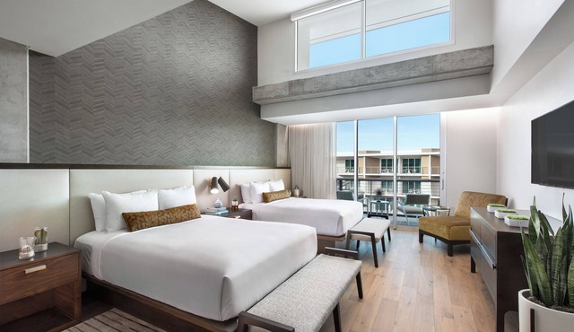 Residences At Mountain Shadows