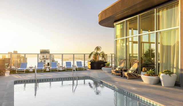 Rooftop Pool + Hot Tub + Fitness Center | Little Italy | Ancora by AvantStay