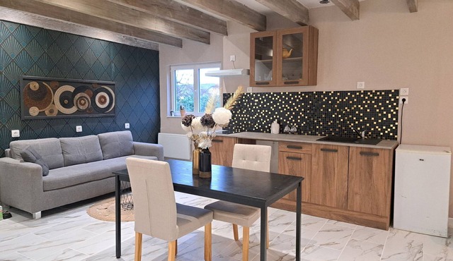 Sapphire studio