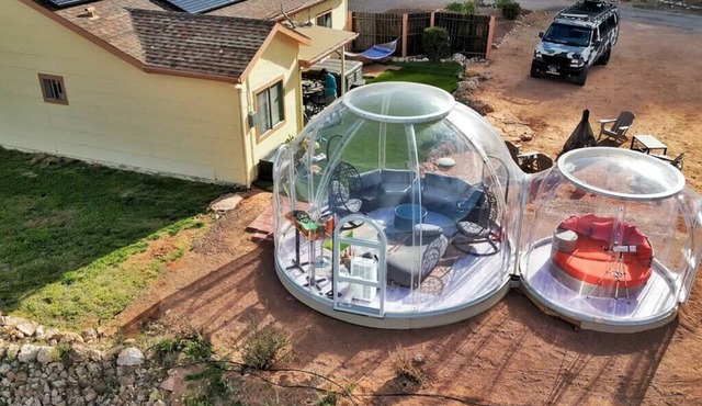 Sedona 4BR Oasis with Stargazing Domes Hot Tub Sauna and Milky Way