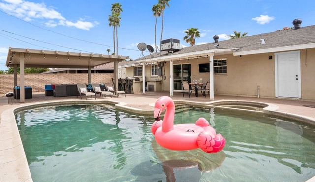 SERENDIPITY SCOTTSDALE: HEATED POOL + FIRE PIT