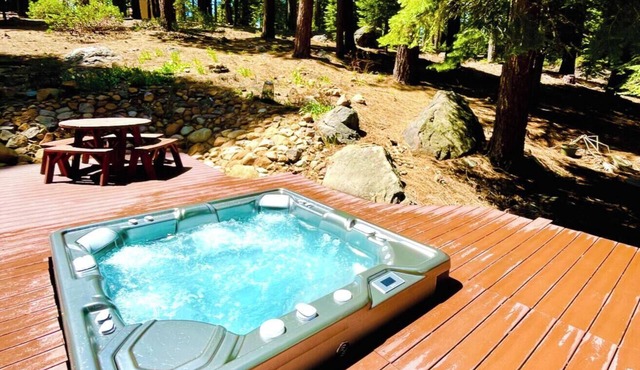 Shoes-Off Chalet | *NEW* Platinum Saltwater Spa | Tahoe Truckee Vacation Rentals