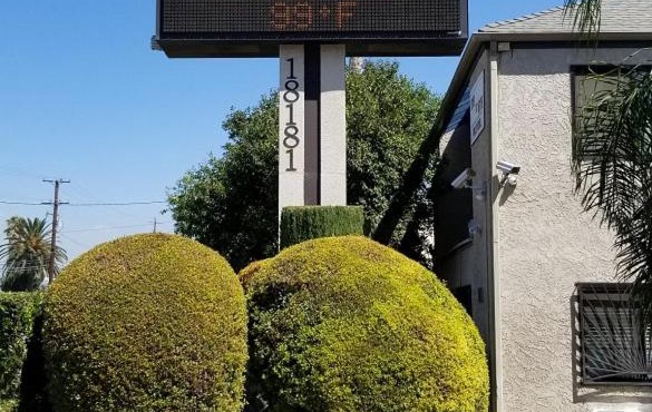Sierra Crossing Motel