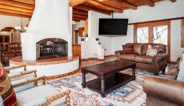 ●Southwest Vibes - Wine Country AZ 4 Bedrooms 3 Bathrooms - 5,000 sqft - Sedona●
