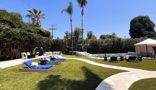 Spacious Private Dream Villa with detached Guesthouse