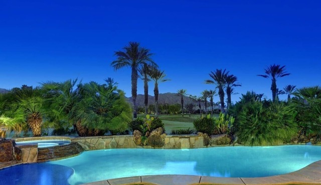 Spectacular 4 bed home on huge lot with palapa and mountain views permit #227668