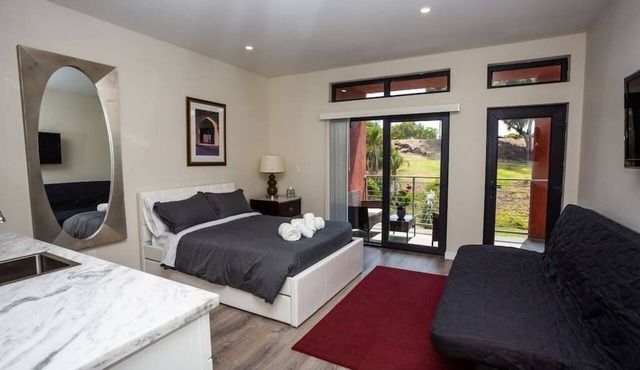 Steps to Balboa Park- Brand New Apt - Cozy Studio
