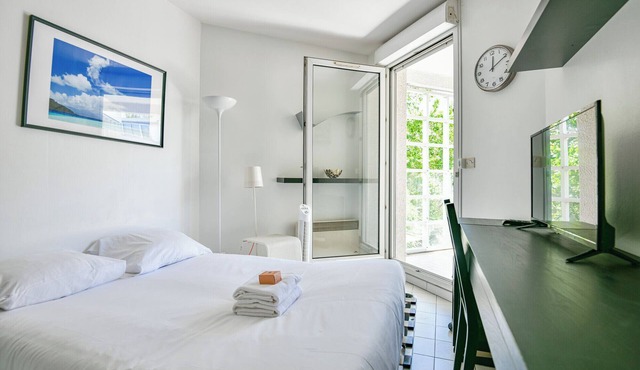 Studio plages du Prado avec balcon et parking