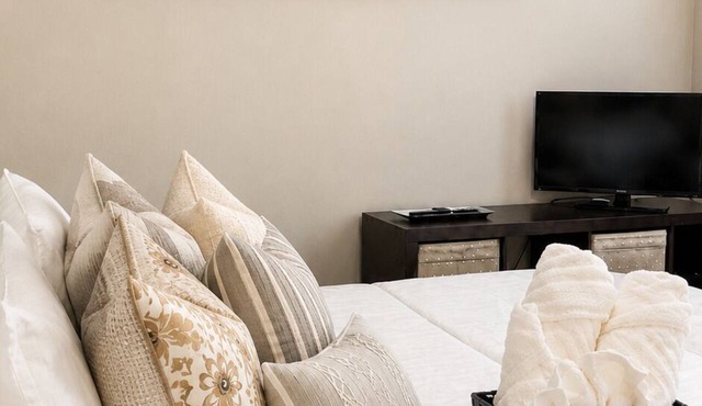 Stunning Glendale Casita Near Westgate, State Farm Stadium & Spring Training