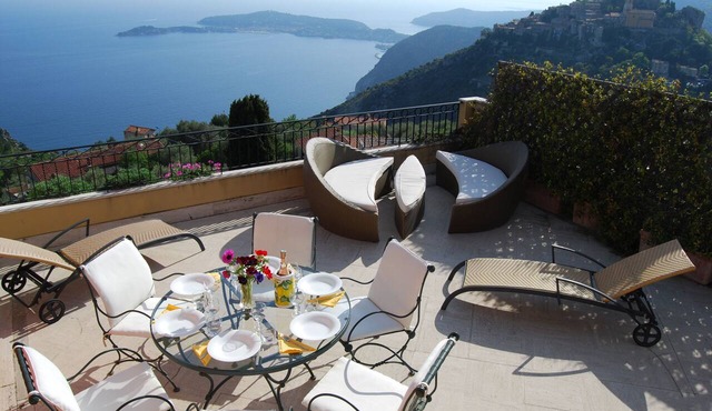 Stunning Penthouse with panoramic views of Eze Village and the French Riviera