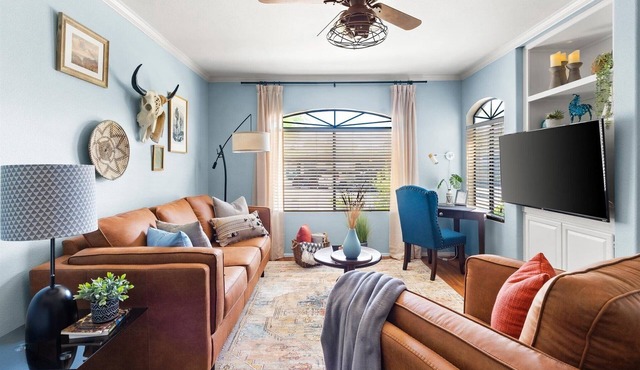 Stylish First-Floor Condo w/Pool, Gym, Parking, King Bed & Trails + Pickleball