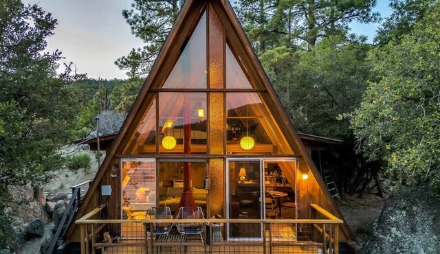 Summit Haus Sunset Views & Outdoor Soaking Tub
