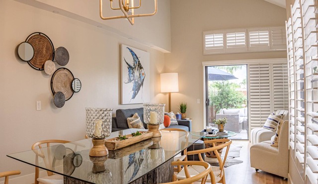 Sunstream Townhome - 2 pools & hot tubs, BBQs, Tennis, Fitness Room, & Walkable