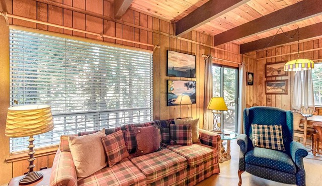 Talmont Trailhead Cabin
