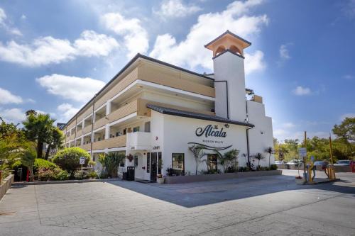 The Alcala Hotel Mission Valley Seaworld
