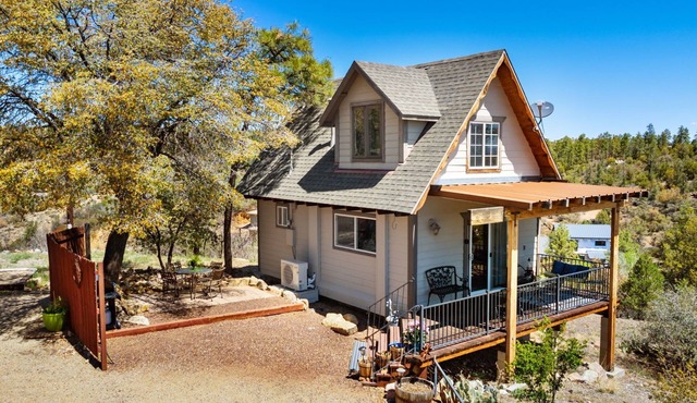 Thumbe Butte Vacation Rental | 2-BR Chalet in the Mtns, Pup Friendly, Prescott | Incredible Mtn Views 5min to Wsky Row