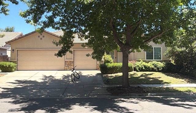 Tremendous 5-bedroom house with AC in Yuba City