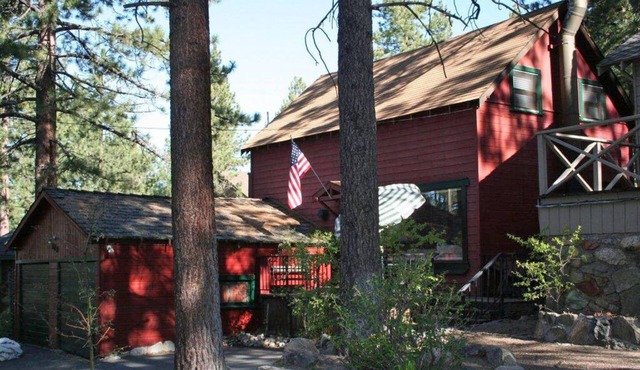 Classic Lake Tahoe Home at Elk Point, Roundhill-Zephyr Cove, NV near Stateline