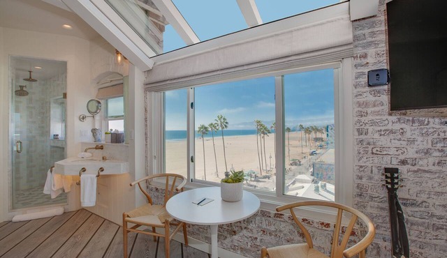 Venice V Hotel