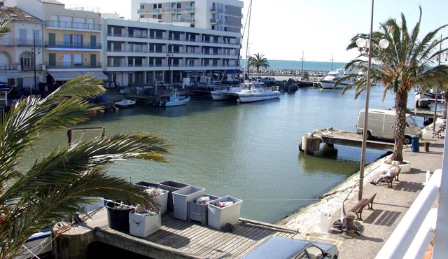 Villa d'architecte vue port à 2 pas de la plage