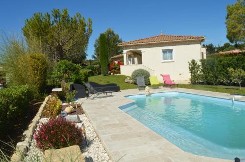 Villa in Combas