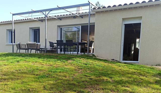 Villa au Coeur de la Vallée de Cèze