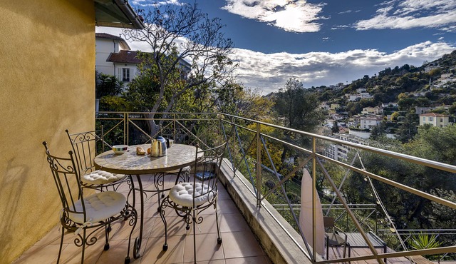 Villa-Nice