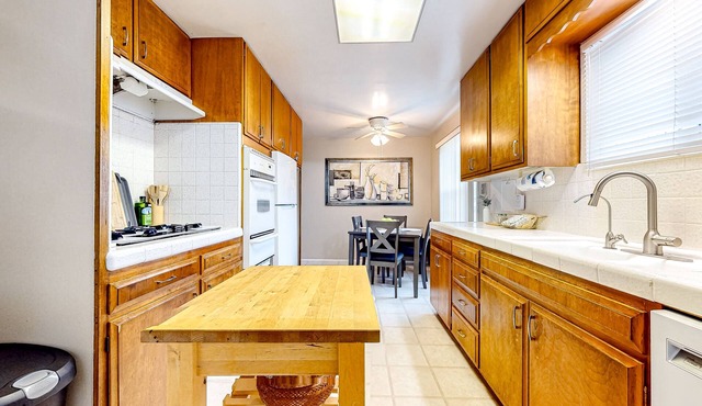 Vintage cottage near Balboa Park with updated interior, private yard, & W/D