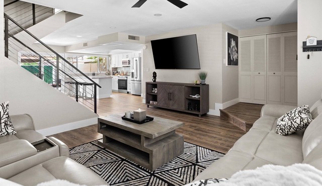 Vista Views: NEW Luxury Condo in Oldtown Scottsdale