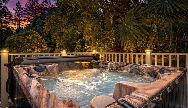 Walk to Russian River In Redwoods Hot Tub Game Yard Cosmo Retreat