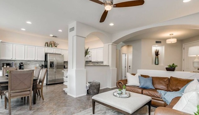 Welcome to Desert Tranquility.a charming home in a perfect setting !