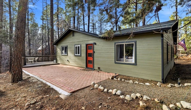 Welcome to your serene forest getaway!