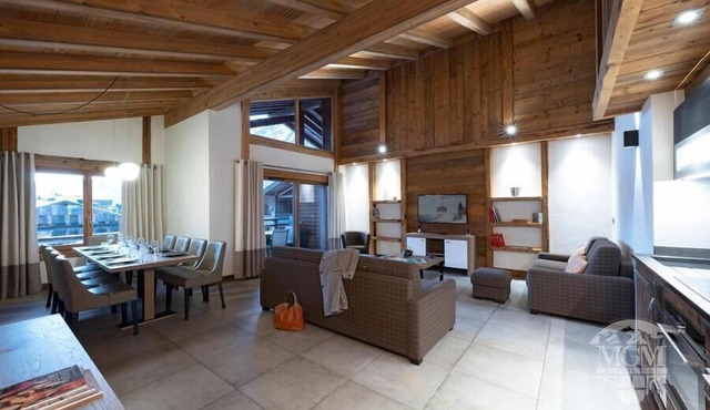 Wifi, 50m from shops, fitness, swimming pool, sauna, hammam, balcony, ski locker, 78m², Chamonix