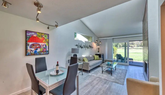 Wine Country Fun Awaits! 2 Br Condo@Silverado Resort Scenic Views,Pool,No Stairs