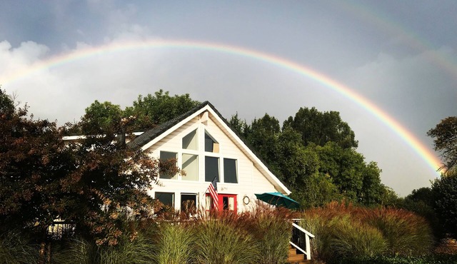 Wine Country-Stay in the middle of the vineyards